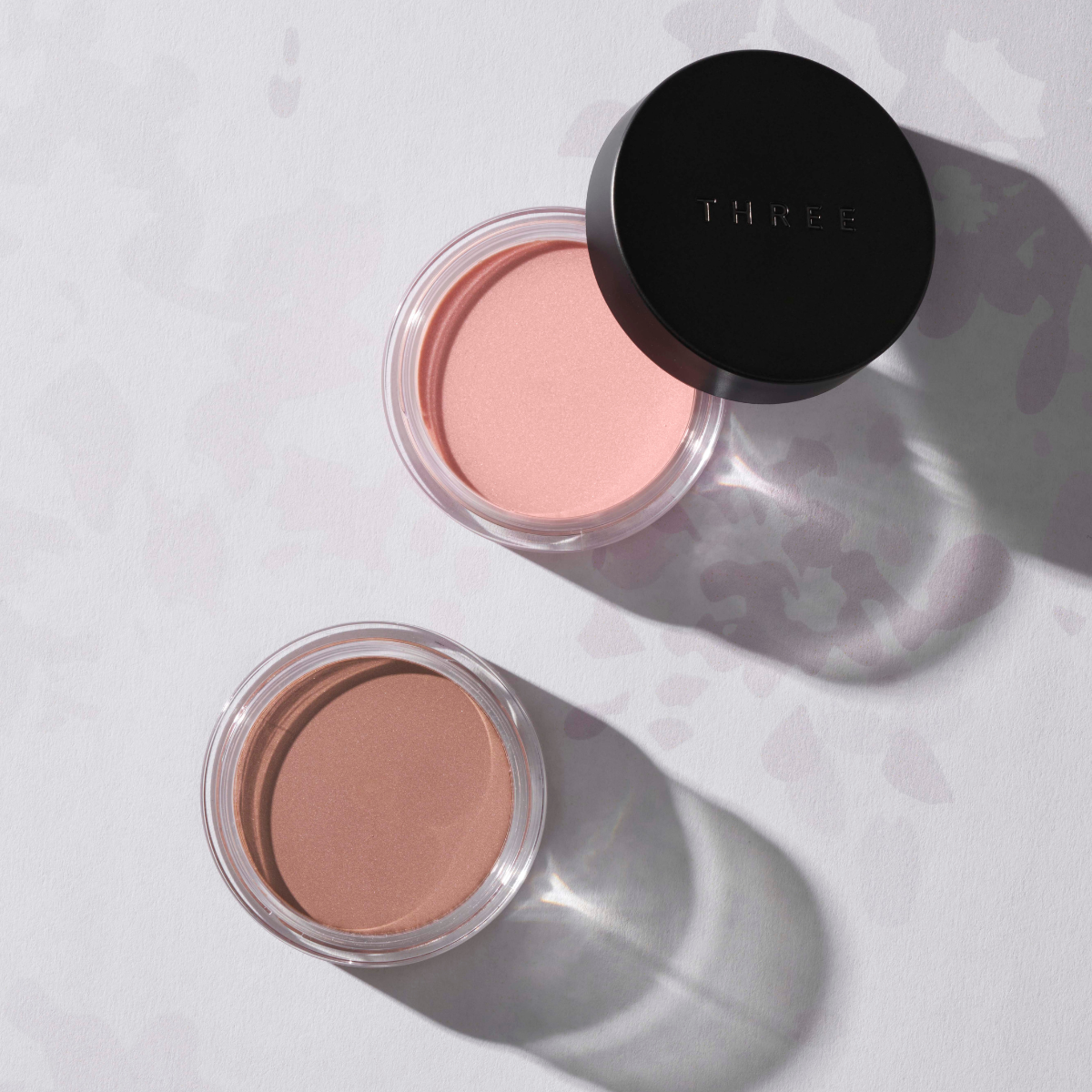 #color_10 CLOUDED PETAL