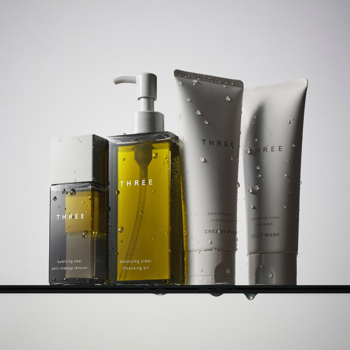 THREE Balancing Clear Jelly Wash