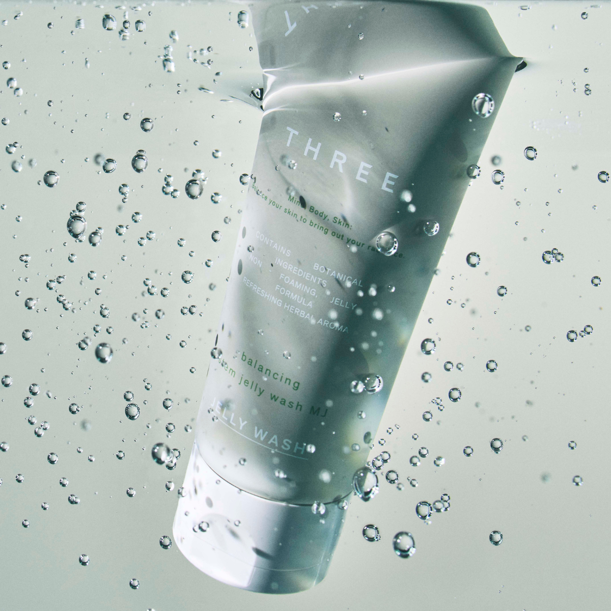 THREE Balancing Stem Jelly Wash MJ
