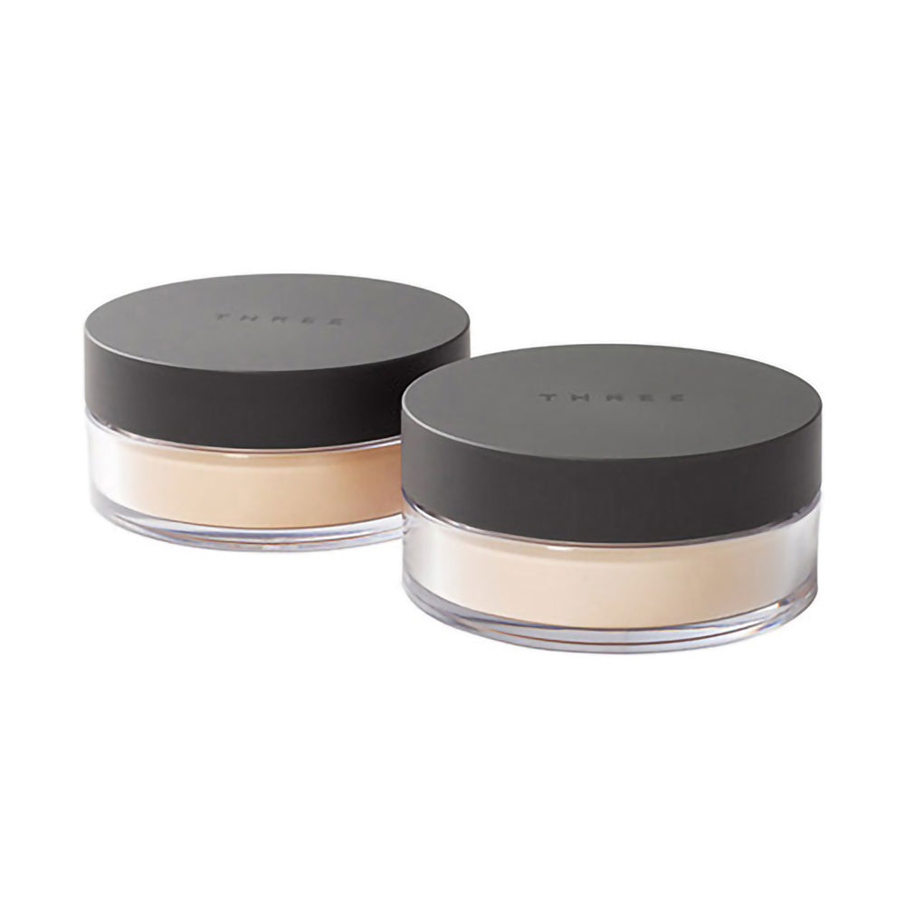 THREE Ultimate Diaphanous Loose Powder