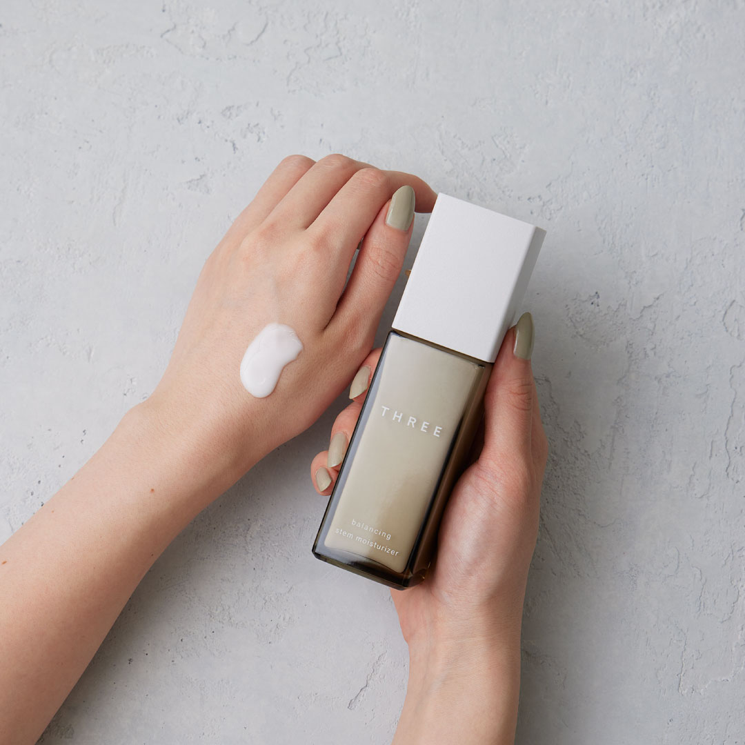 THREE Balancing Stem Moisturizer