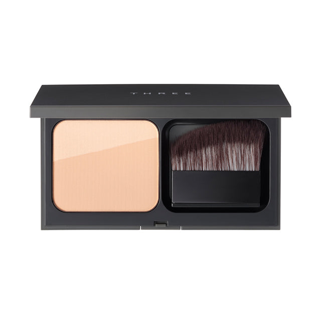THREE Pristine Complexion Powder Foundation Brush