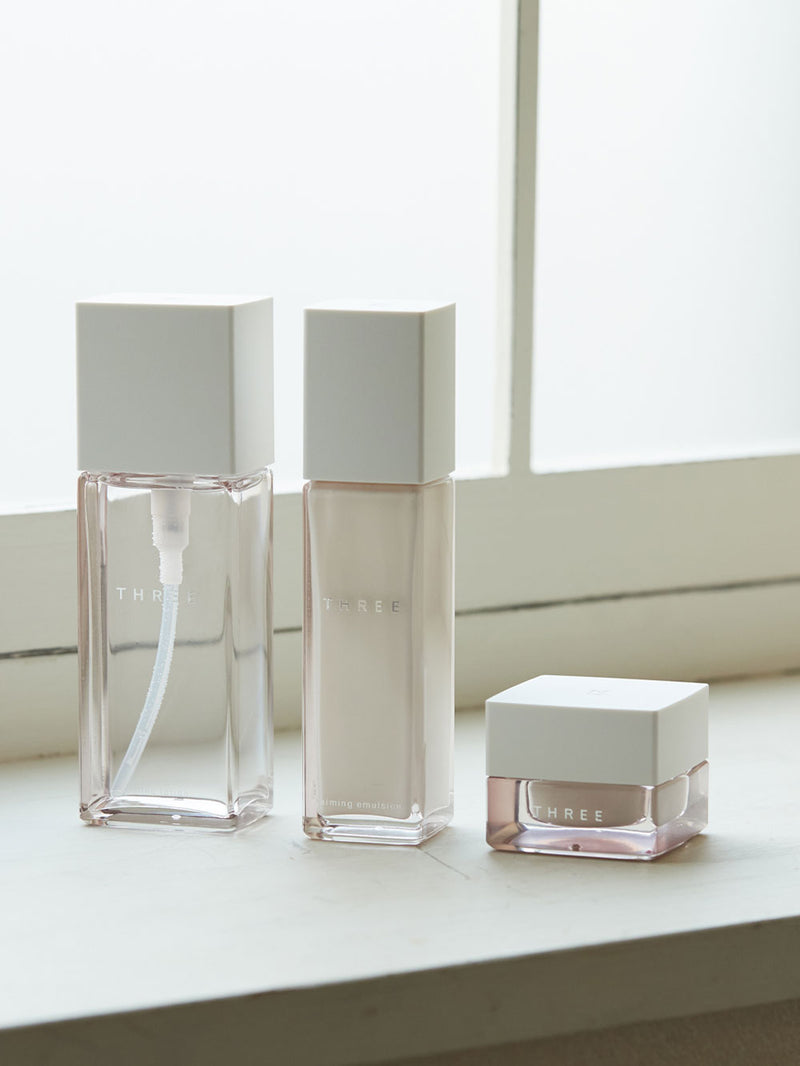 THREE Cosmetics Thailand | THREE Aiming R