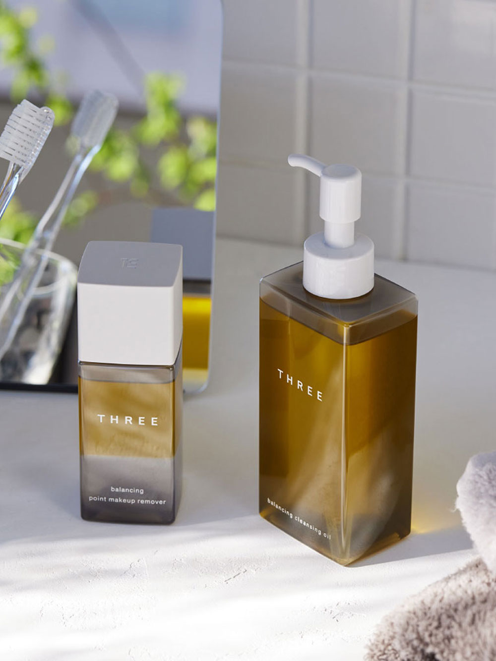 THREE Cosmetics Thailand | THREE Balancing N