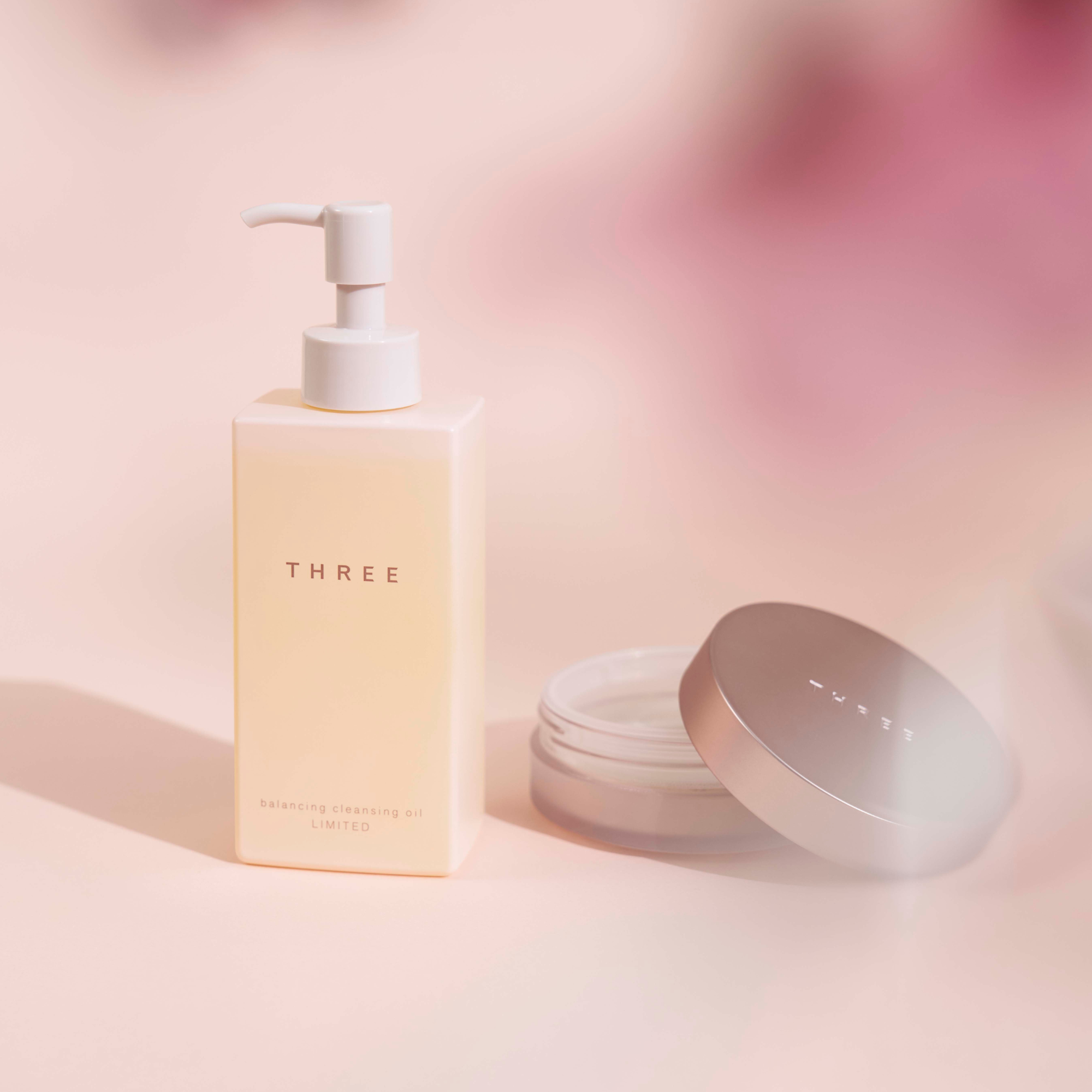 THREE Balancing Cleansing Oil N SA