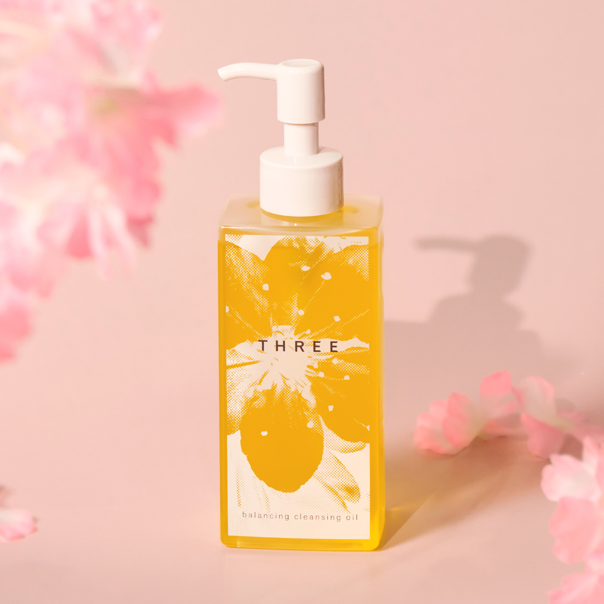 THREE Balancing Cleansing Oil N SA